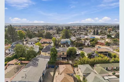 22218 Prospect St, Hayward, CA 94541 - Photo 13
