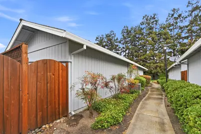 681 Estonia Ct, San Jose, CA 95123 - Photo 33