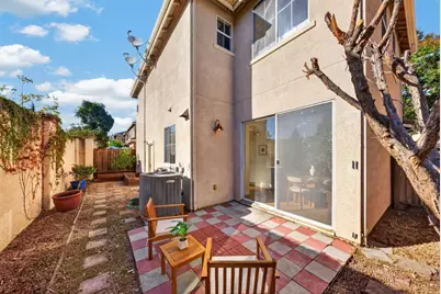 435 Nicholas Dr, Mountain View, CA 94043 - Photo 31