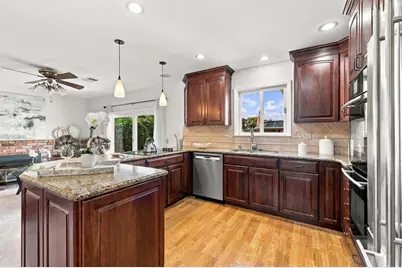 1211 Greenmoor Dr, San Jose, CA 95118 - Photo 19
