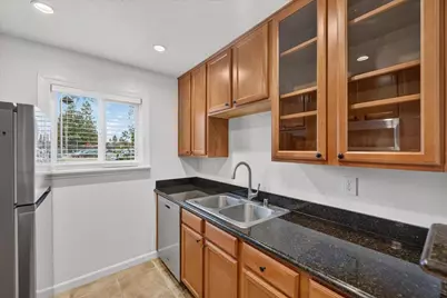 1227 Yarwood Ct, San Jose, CA 95128 - Photo 15