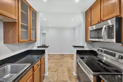 1227 Yarwood Ct, San Jose, CA 95128 - Photo 17