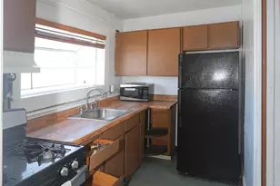 1164 Ocean Ave, Oakland, CA 94608 - Photo 21