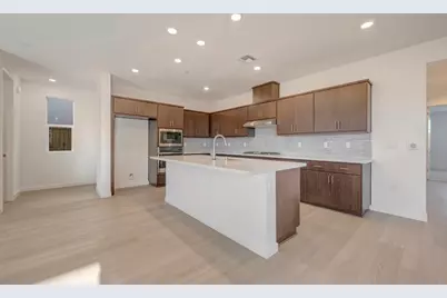 228 W Nasergholi Ave, Mountain House, CA 95391 - Photo 5