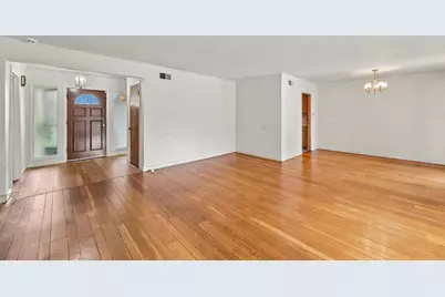 1550 Gover Ln, San Carlos, CA 94070 - Photo 9