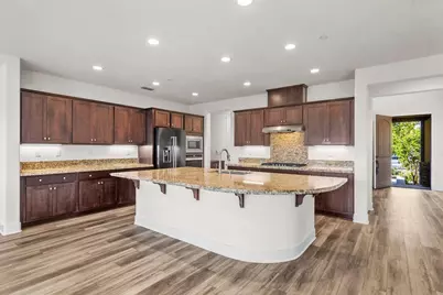 17586 Graceada Ln, Lathrop, CA 95330 - Photo 3