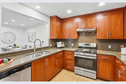 912 Campisi Way 407, Campbell, CA 95008 - Photo 17