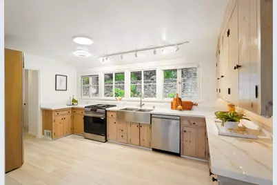 2976 Joaquin Miller Rd, Oakland, CA 94602 - Photo 9
