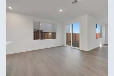 5737 Pathway Dr, Fairfield, CA 94533 - Photo 15