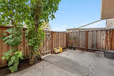 445 Velasco Dr, San Jose, CA 95123 - Photo 39