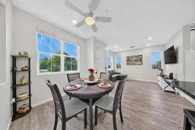 1180 Julia Cir, Hollister, CA 95023 - Photo 15