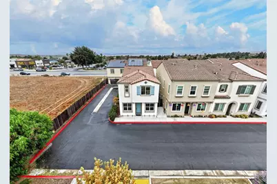 1180 Julia Cir, Hollister, CA 95023 - Photo 33
