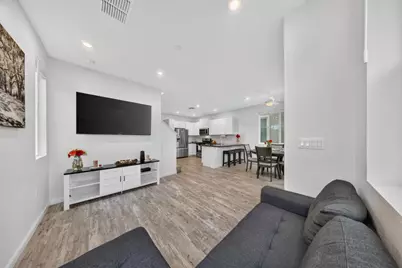 1180 Julia Cir, Hollister, CA 95023 - Photo 3