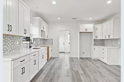 805 5th St, Hollister, CA 95023 - Photo 15