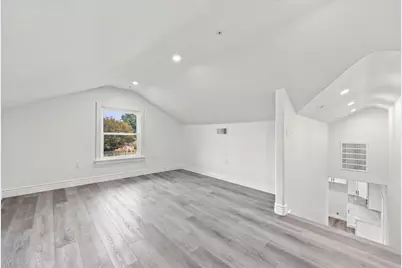 805 5th St, Hollister, CA 95023 - Photo 21