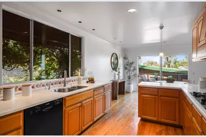 205 Old Spanish Trl, Portola Valley, CA 94028 - Photo 5