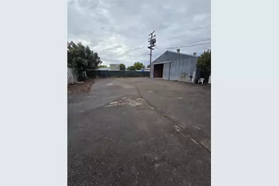 1200 W Olive Ave, Madera, CA 93637 - Photo 5