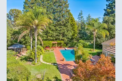 14547 Carnelian Cir, Saratoga, CA 95070 - Photo 35