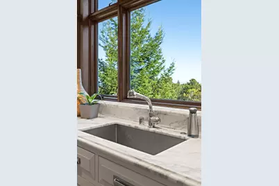 Address Not Disclosed, Burlingame, CA 94010 - Photo 19