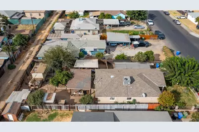 1608 Woodworth Ave, Modesto, CA 95351 - Photo 27