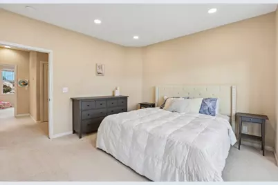 1645 Camarena Pl, San Jose, CA 95121 - Photo 39