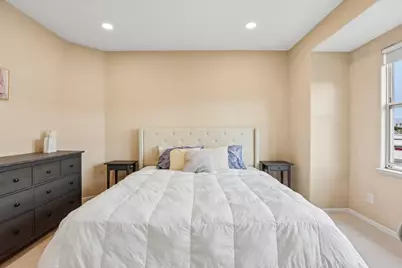 1645 Camarena Pl, San Jose, CA 95121 - Photo 41