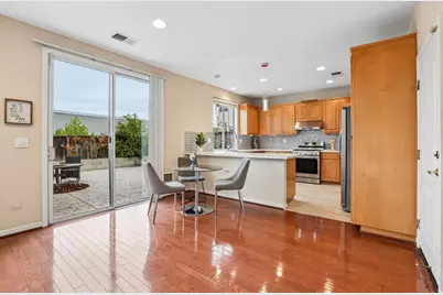 1645 Camarena Pl, San Jose, CA 95121 - Photo 11