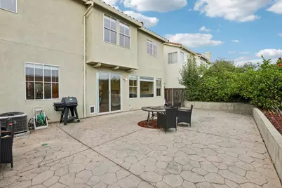 1645 Camarena Pl, San Jose, CA 95121 - Photo 45