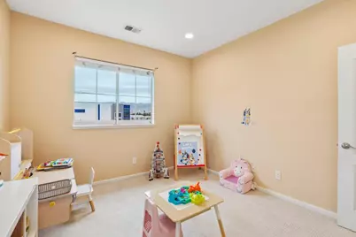 1645 Camarena Pl, San Jose, CA 95121 - Photo 33