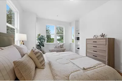 154 Towne Ter, Santa Cruz, CA 95060 - Photo 15