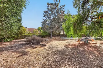 10590 San Leandro Ave, Cupertino, CA 95014 - Photo 19