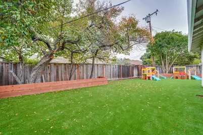 263 E Hemlock Ave, Sunnyvale, CA 94085 - Photo 33