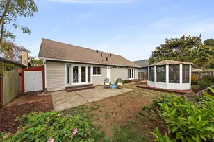 200 Coral Reef Ave, El Granada, CA 94018 - Photo 11
