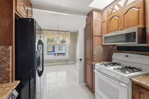 355 Chester Ave, San Francisco, CA 94132 - Photo 7