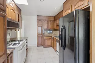 355 Chester Ave, San Francisco, CA 94132 - Photo 19