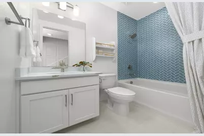 2305 Red Oak Ct, San Mateo, CA 94403 - Photo 3