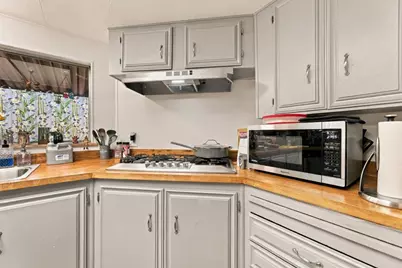 690 Persian Dr 17, Sunnyvale, CA 94089 - Photo 13
