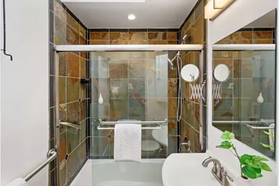 21 Vienna St, San Francisco, CA 94112 - Photo 15