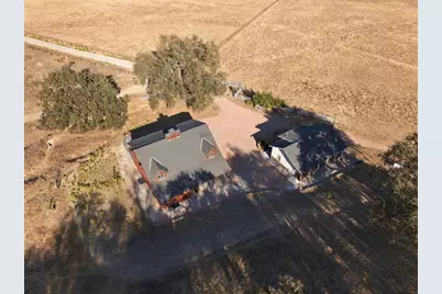 2670 Day Rd, Gilroy, CA 95020 - Photo 23