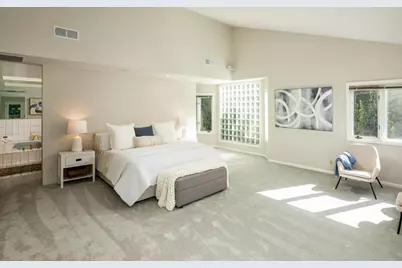 11550 Magdalena Ave, Los Altos Hills, CA 94024 - Photo 19
