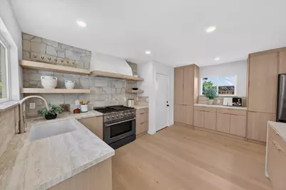 1541 Awalt Ct, Los Altos, CA 94024 - Photo 13