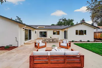 1541 Awalt Ct, Los Altos, CA 94024 - Photo 41