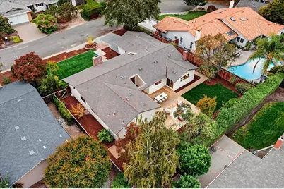 1541 Awalt Ct, Los Altos, CA 94024 - Photo 51