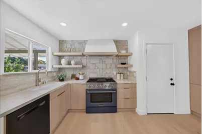 1541 Awalt Ct, Los Altos, CA 94024 - Photo 11