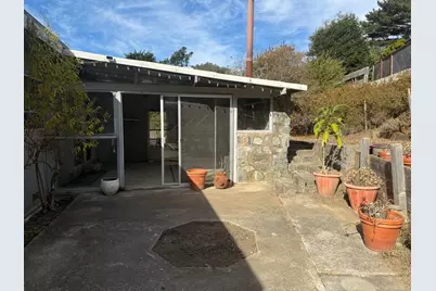 1041 Crespi Dr, Pacifica, CA 94044 - Photo 9
