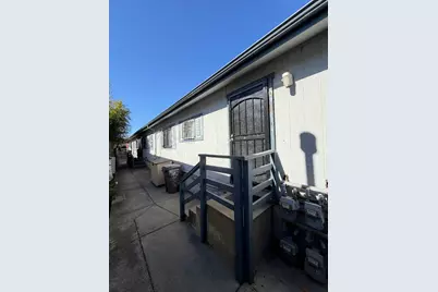 4915 Shattuck Ave, Oakland, CA 94609 - Photo 3
