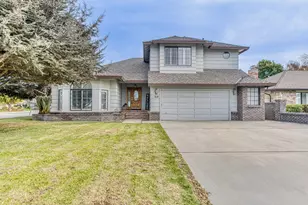 1101 Loyola Dr, Salinas, CA 93901 - Photo 1
