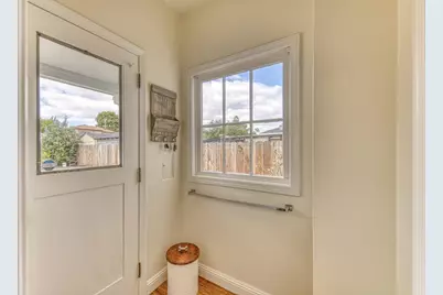 160 Lorimer St, Salinas, CA 93901 - Photo 15