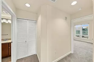 423 7th St 514, Oakland, CA 94607 - Photo 17
