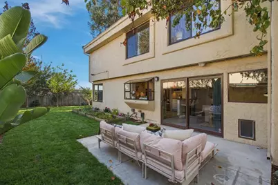 10 Portofino Cir, Redwood Shores, CA 94065 - Photo 23